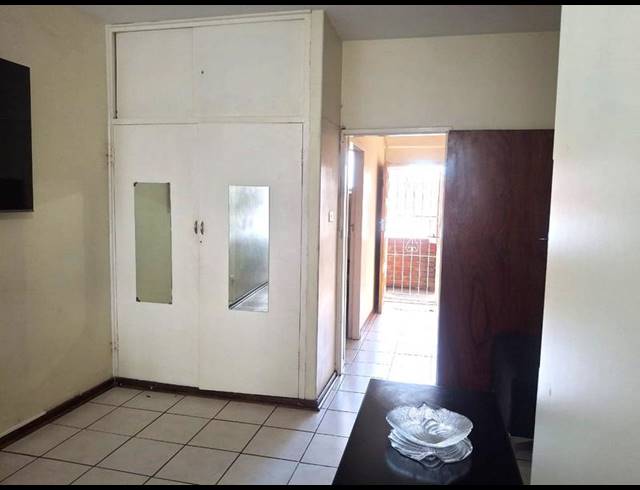 1 BEDROOM APARTMENT FOR SALE IN PIETERMARITZBURG CENTRAL